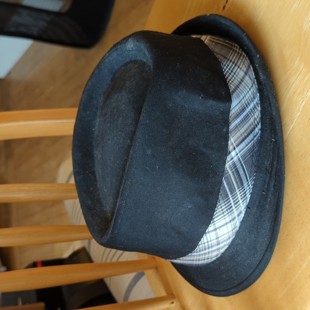 Fedora hat black cotton with plaid braid size 7x/7